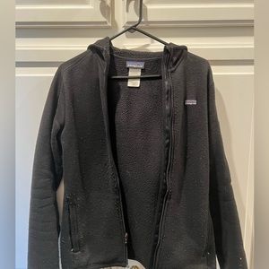 Women’s black zip up patagonia jacket